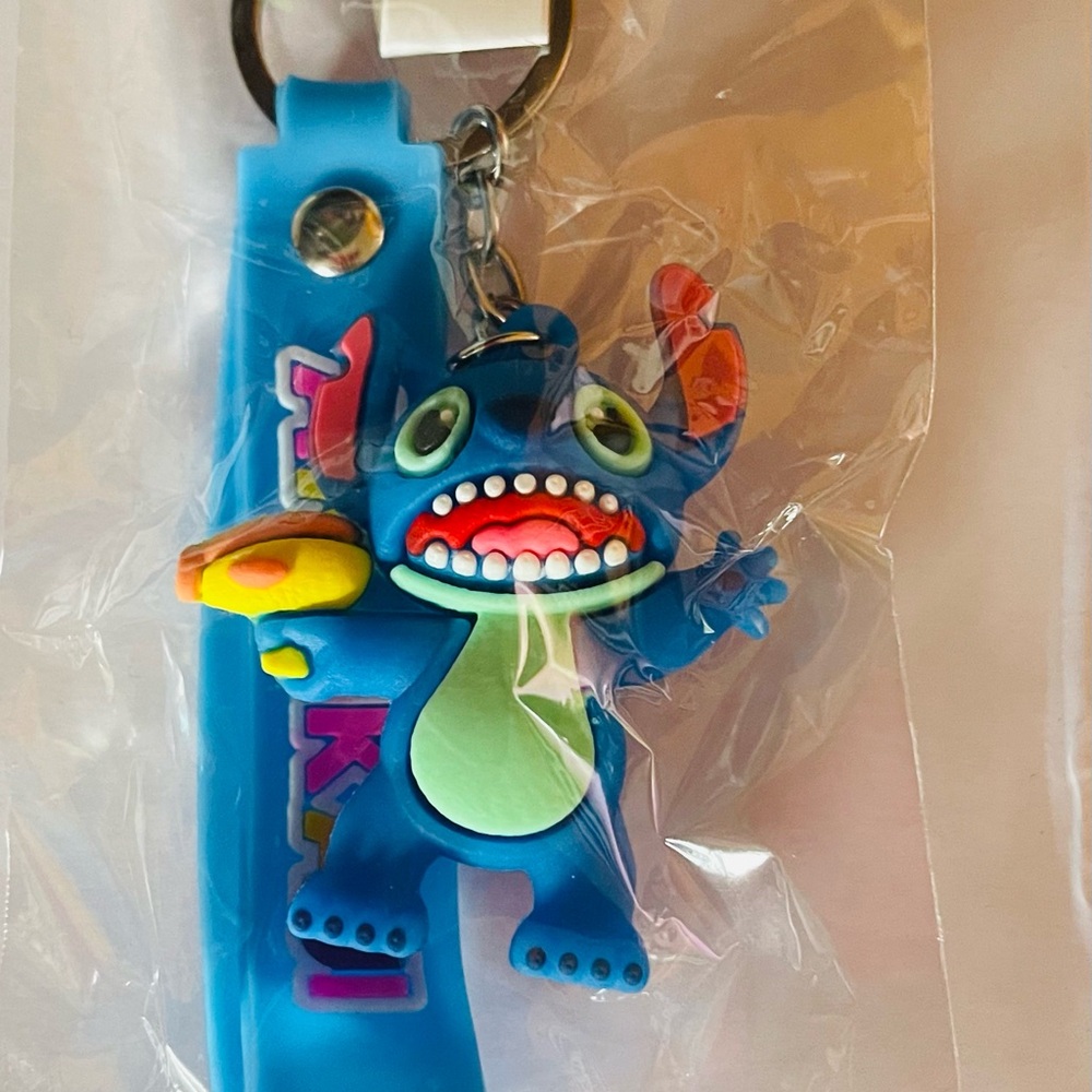 Stitch Character Keychain - Picture 3 of 3
